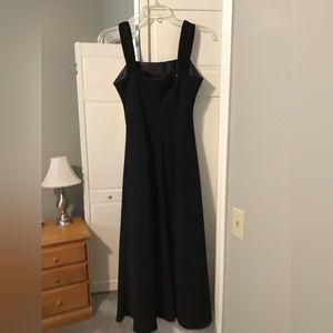 Three quarter length formal dress.  Great for an evening wedding.